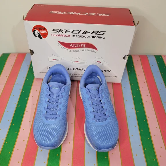 SKECHERS Women's Blue Arch Fit Shoes LIKE NEW - Picture 3 of 9